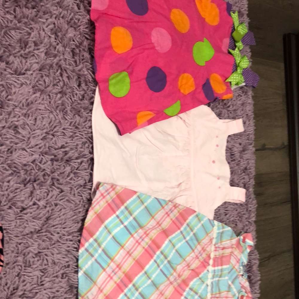 2t dresses. Great condition, 3 dresses in a bundle